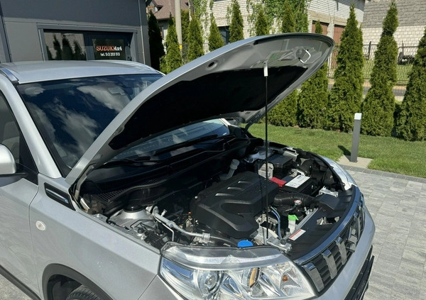 Suzuki Vitara cena 79700 przebieg: 110000, rok produkcji 2019 z Wieluń małe 529